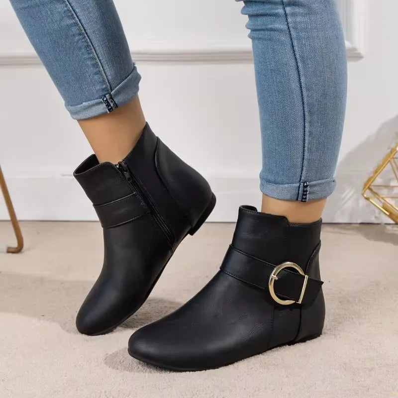 Bottines Noires Automne-Hiver 2024 Femme – Look Élégant avec Boucle