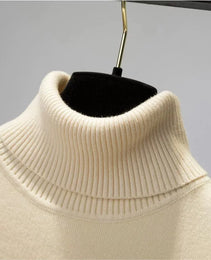 Weicher und warmer Rollkragenpullover